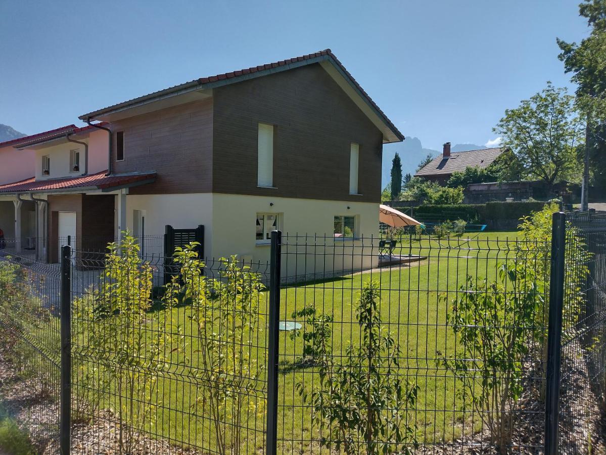 Villa Du Lac - Clos Berthet سُفرييه المظهر الخارجي الصورة